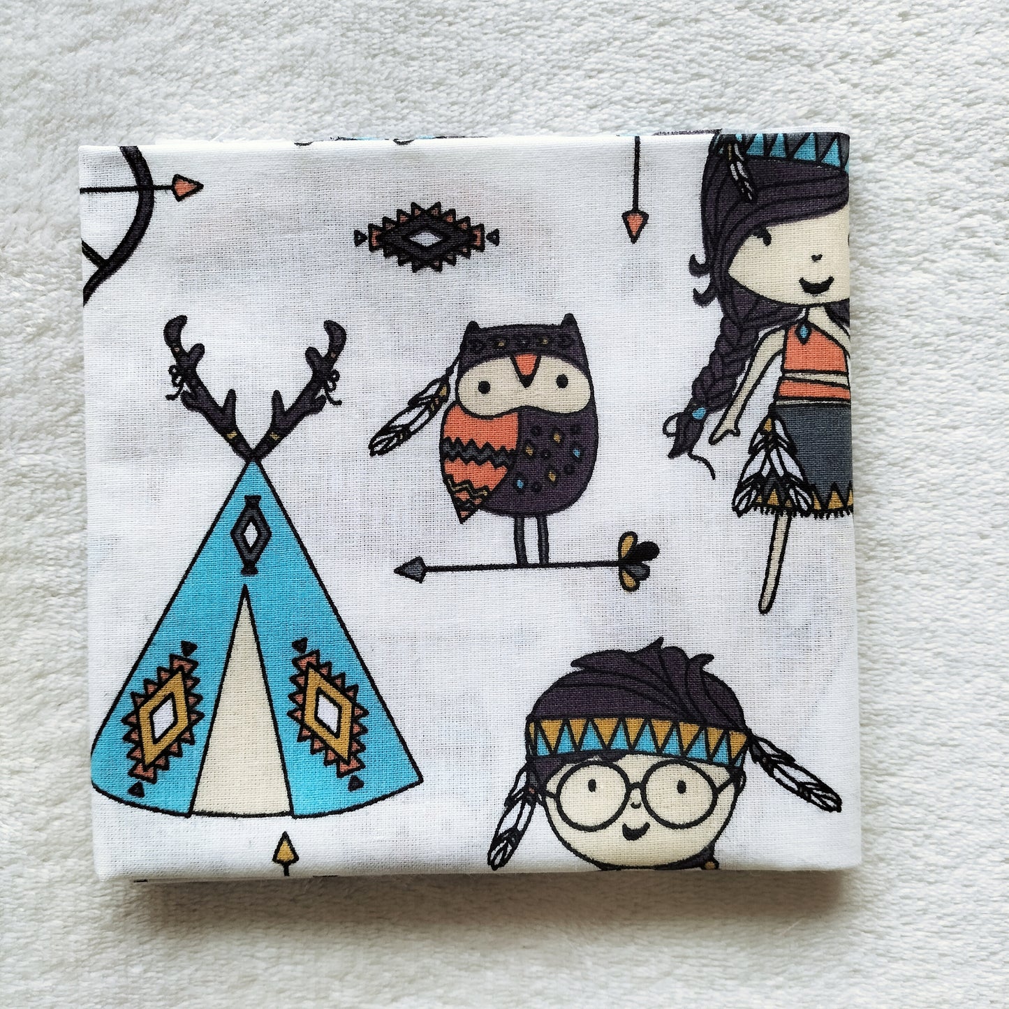 Cute Tribal-Themed Cartoon Fabric – Teepee, Owl & Character Design - 100% Cotton (50 x 50 cm)
