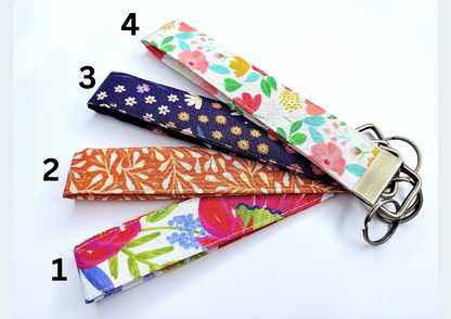 Keychain Wristlet | 100% Cotton | Fashion Accessories | Handmade Item | Gift Ideas | Colourful Pattern Selection | Fabric Key Fobs