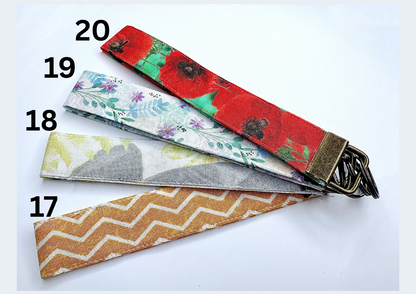 Keychain Wristlet | 100% Cotton | Fashion Accessories | Handmade Item | Gift Ideas | Colourful Pattern Selection | Fabric Key Fobs