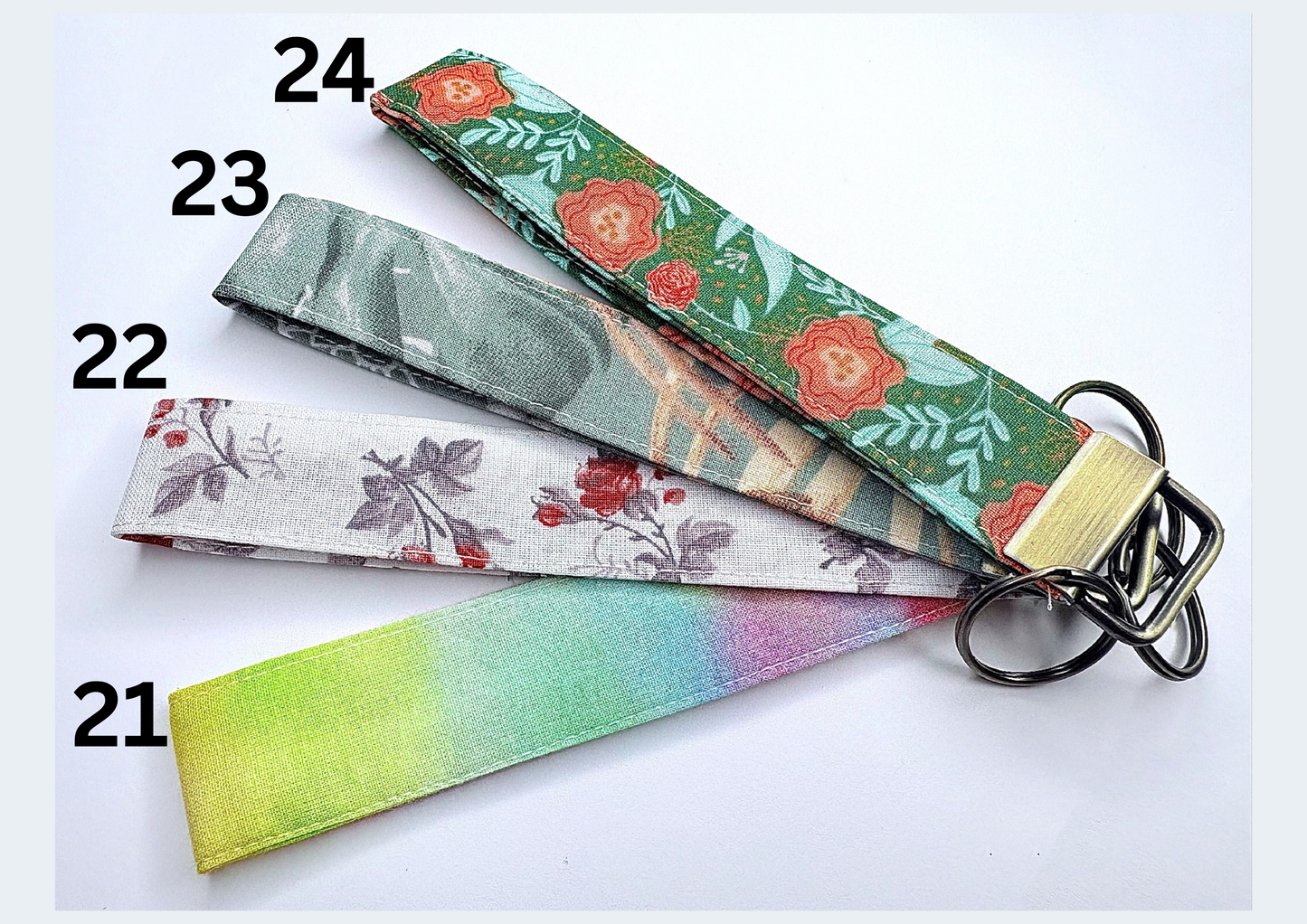 Keychain Wristlet | 100% Cotton | Fashion Accessories | Handmade Item | Gift Ideas | Colourful Pattern Selection | Fabric Key Fobs